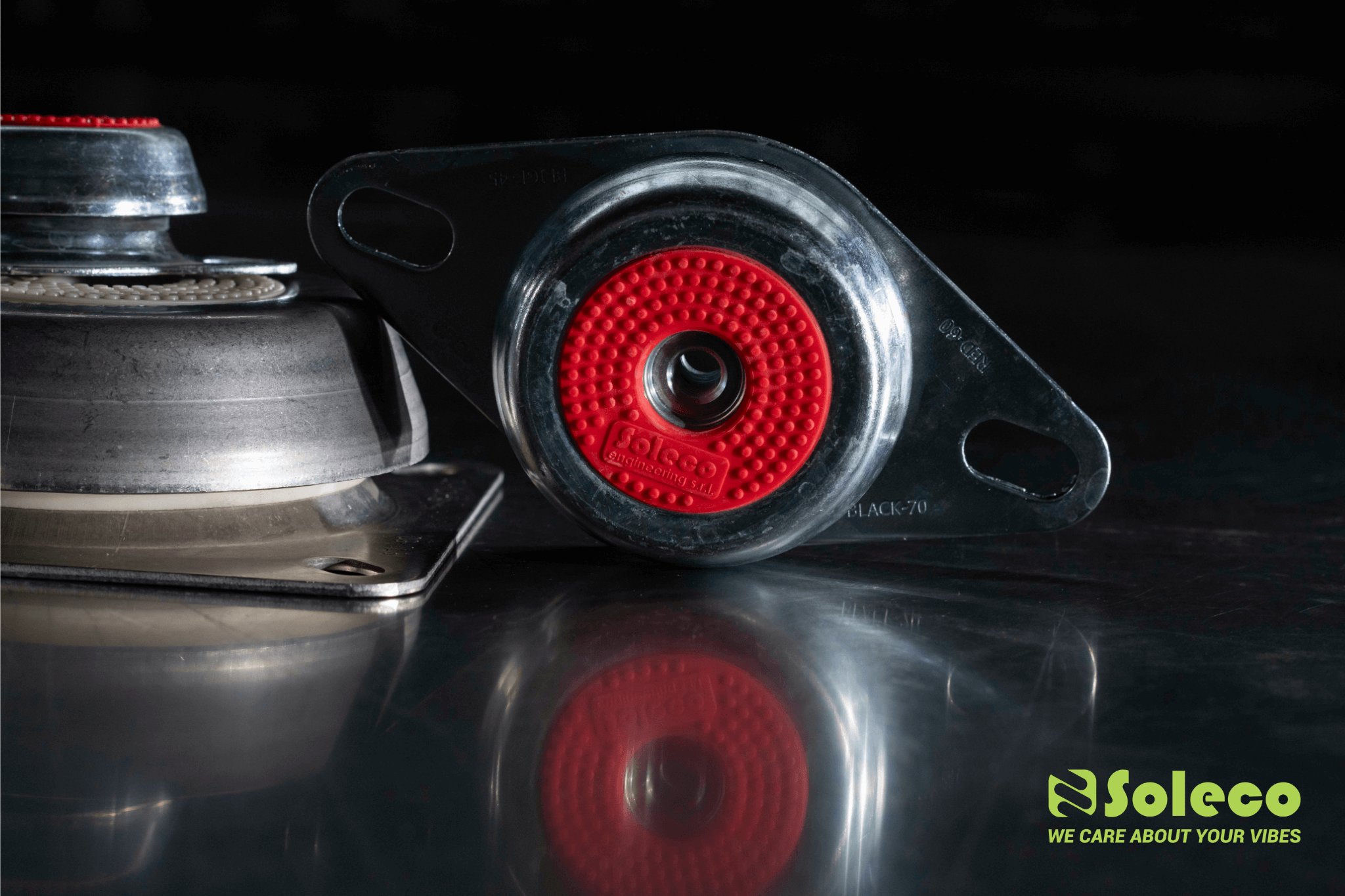 Kit piedini antivibranti Soleco per ridurre le vibrazioni